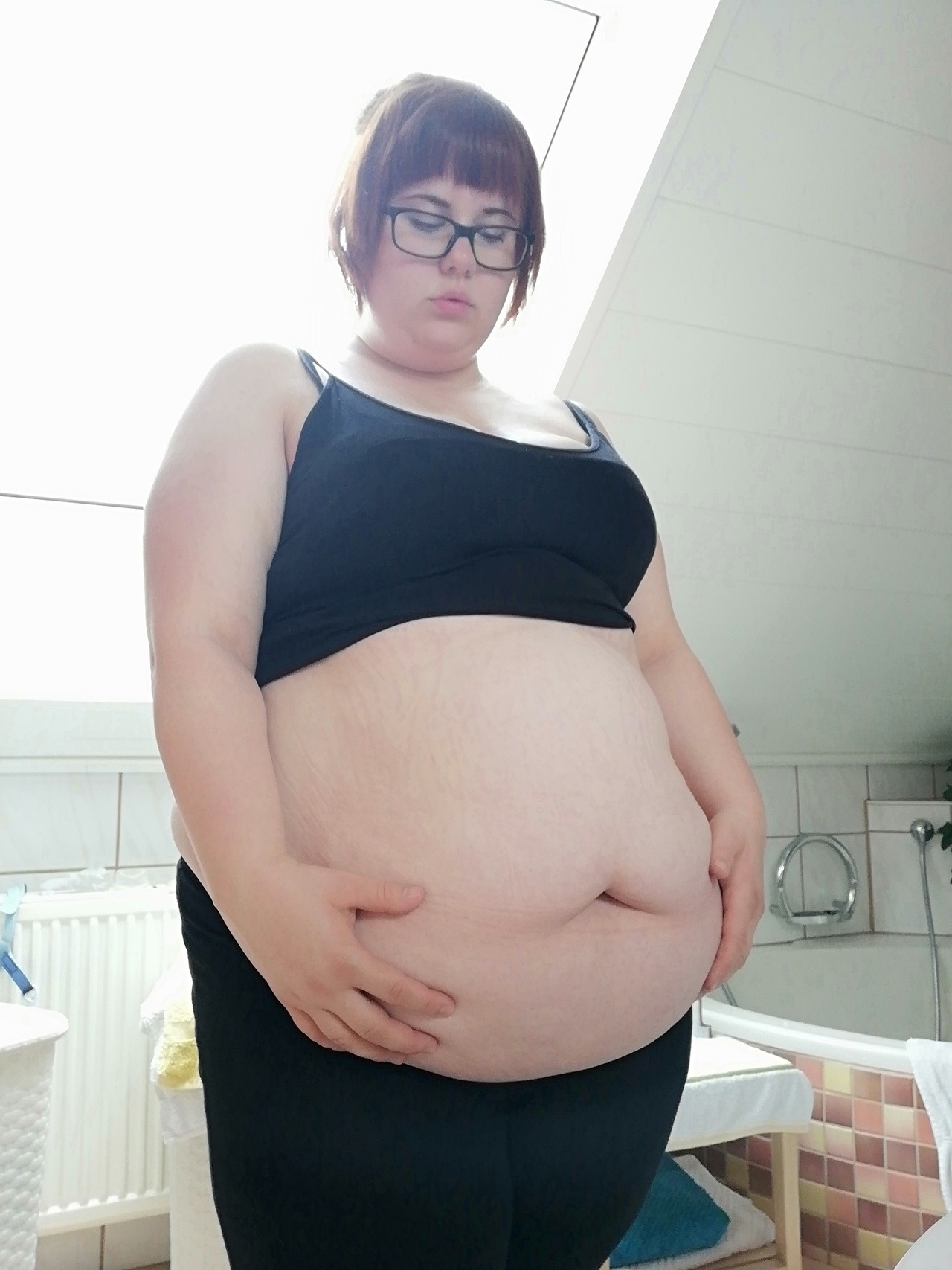 cute-little-piggy:  Hey ☺️In a few days I will probably crack the big 300lbs.