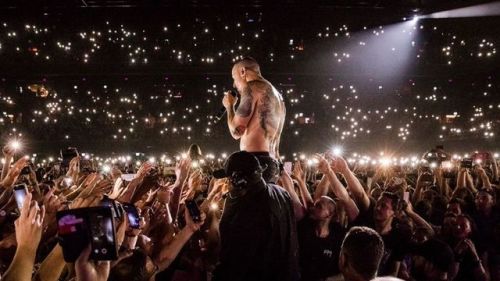 (via Linkin Park pay tribute to Chester Bennington in One More Light video | Louder)