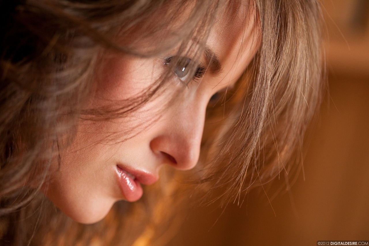 asstatic101:  thriftsh0p3:  Malena morgan  http://asstatic101.tumblr.com/