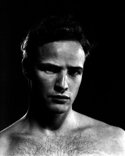 voguefashion: Marlon Brando photographed by Philippe Halsman, New York City, 1950.