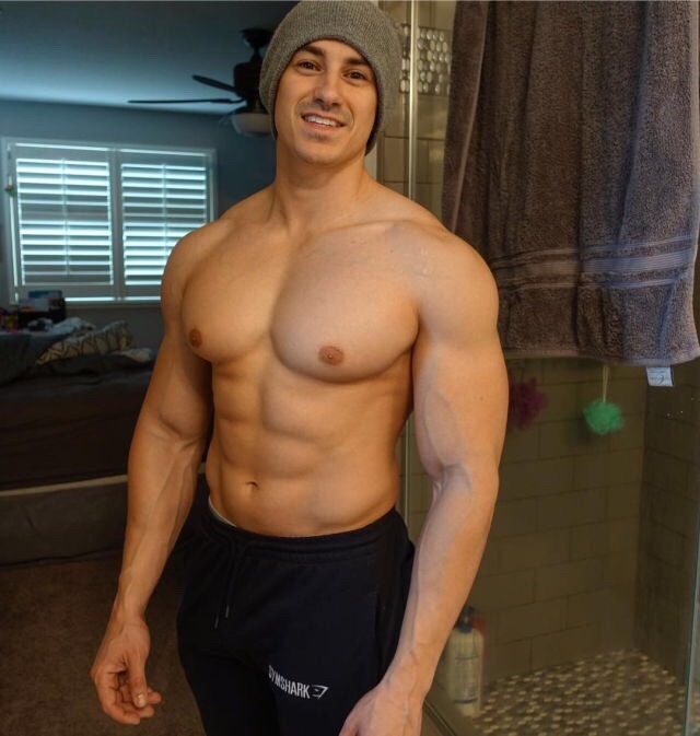 puffys-tickle-gigglegaz:  Mmm, help me doc, tickles when you finger test my bellybutton