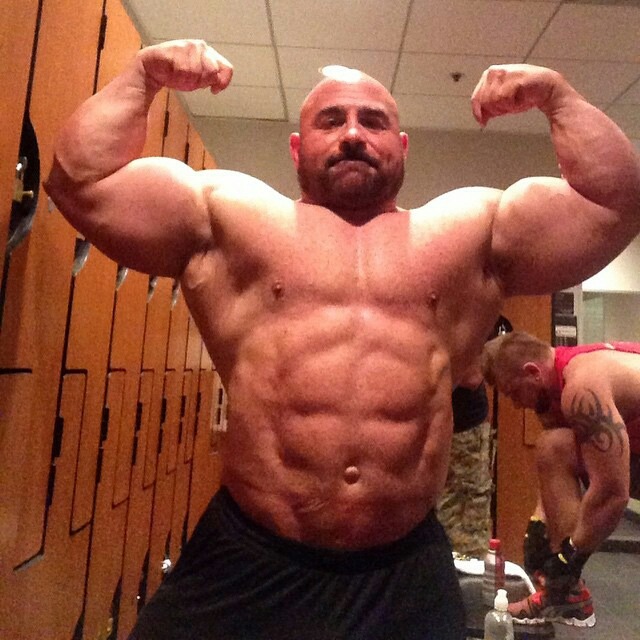 Big... Bigger... Biggest..!!