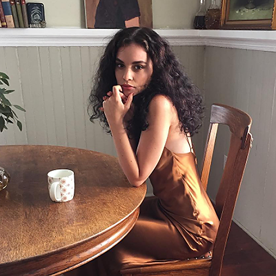 iconslutt:    @versacw or like; it’s your choice.   