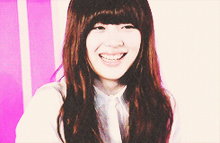 choissul:  6 random gifs of Sulli requested by seo-han 