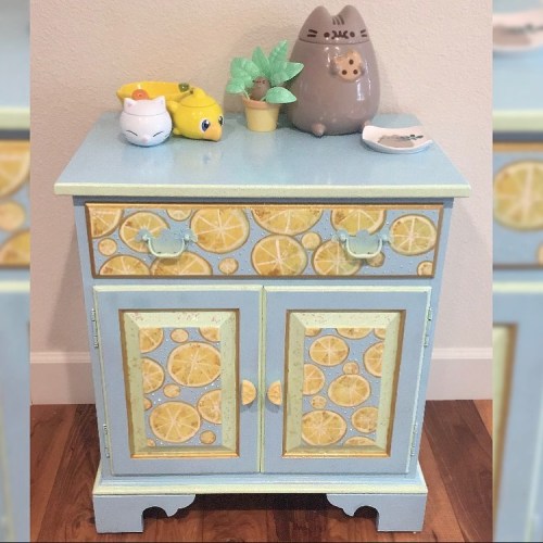 ✨✨ Lemony ✨✨ #kawaii #kitchencabinet #upcycle ☀️#teastation #coffeestation ☕️ #kawaiijucreations #lo