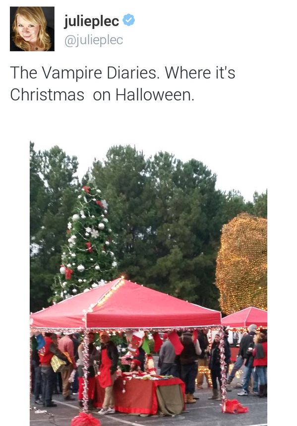 brandedonmysoul:  Christmas In Mystic Falls 