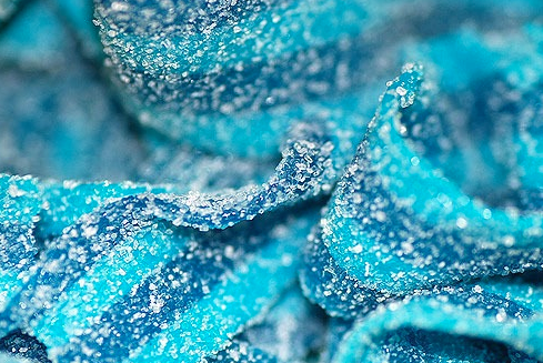 Blue food is strangely pleasing 