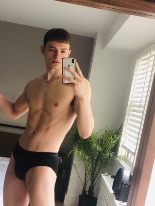 lsnvaksjdvnlk: More PHOTOS