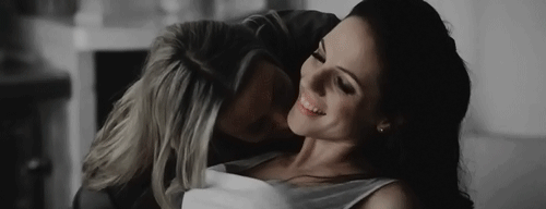 24thousand-miles-from-the-moon:  idrathergoforgirls:     Lesbian blog