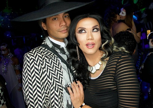 staringouttosea:Raja at Manila Luzon’s Black & White Masquerade Party at Blow Fridays on Decembe