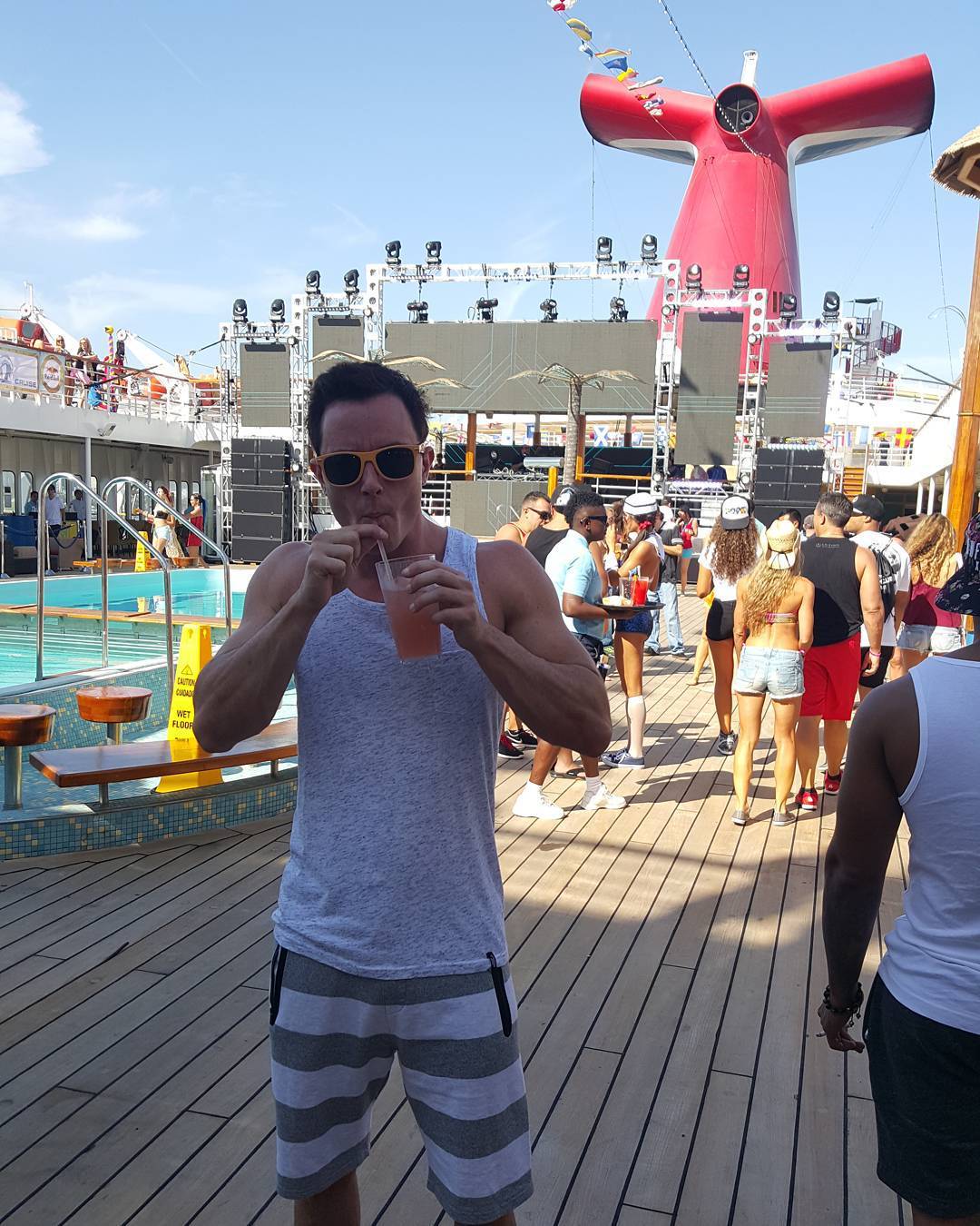 fpvs:    @the_ryan_kelley: Ahoy Matey! #GrooveCruiseLa  [Source:Instagram]   @the_ryan_kelley: