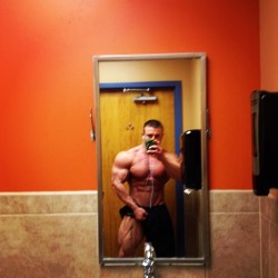 drwannabe:  Ronnie Douglas [more posts of