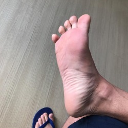 Quem vai me satisfazer hoje!? $👅👣