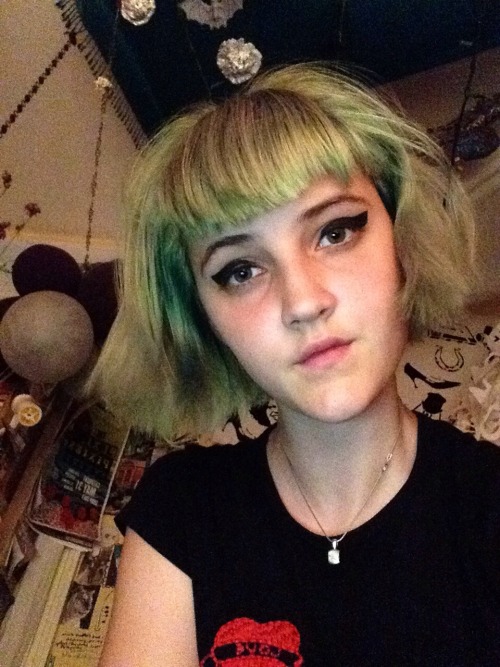 graveyardglamm:  psh yeah whatever