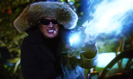oliverquene-blog:gif request meme: The Flash - favorite villain      ↳ Leonard Snart