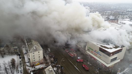 Trapped schoolchildren called their parents from burning Russian mall — to say goodbye