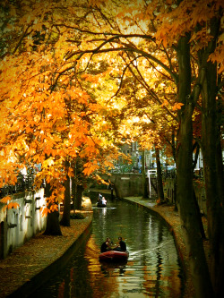 travelingcolors:  Utrecht | Netherlands (by Jeroen van Wijngaarden)