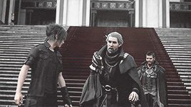 traumerrei:-A king is sworn to protect his people.-Yeah, but he only saved me. Shouldn’t a king pr