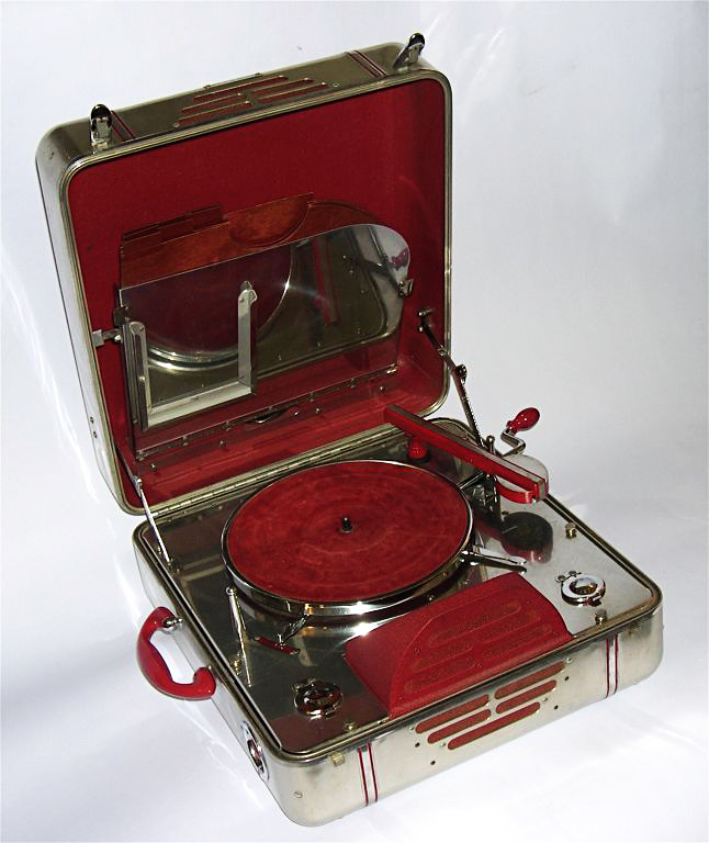 midcenturymodernfreak:  c. 1935-39 RCA Victor Special 78 Portable Record Player|