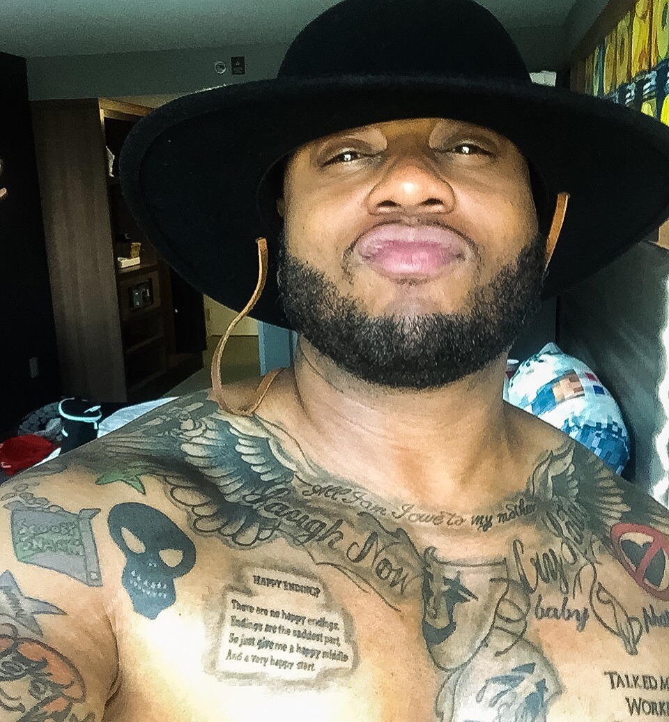 bigbootykings:  thickboyswag:  I haven’t uploaded a pic of myself in a while  