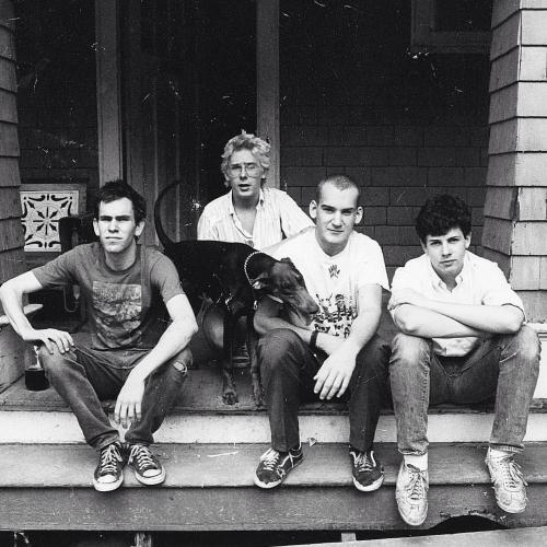 MINOR THREAT morning ..!!! BrambySupplyCo. #brambystyle #bcn #oldschool