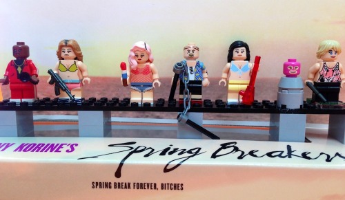 Never, ever have Legos been this tantalizing. 