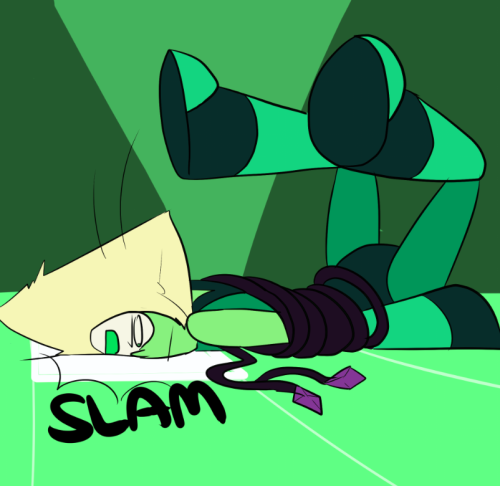 atomictiki:  peridotspacegem:  “This visor’s probably saved my life more times than I can count. Only smart gems protect their gem”  lol   I need to protect her! > .<