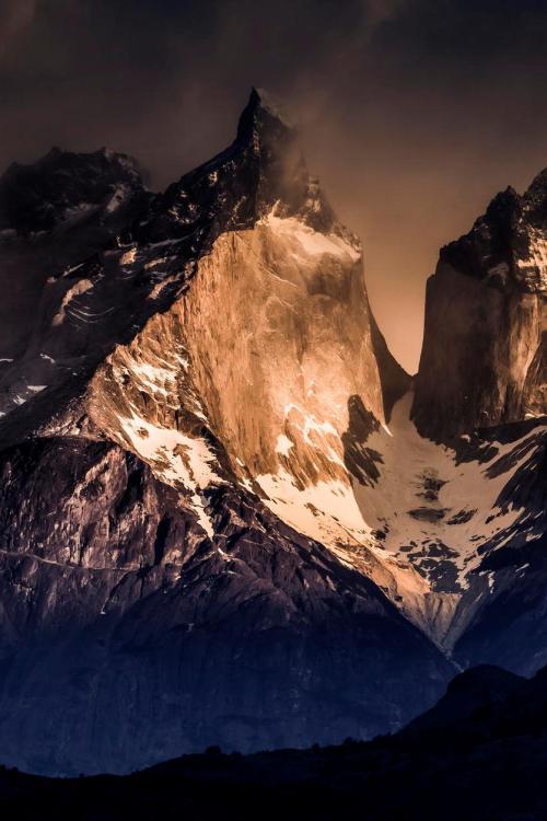 noizzex:
“ Dramatic mountain | Cristian Larrere
”