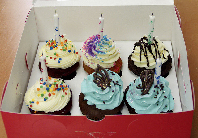 awkwardcupcake:  cupcakes by nikolina100 on Flickr.