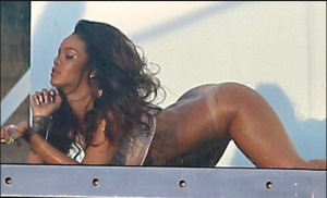 iamqrusdvl:  Rihanna-Bottomless-lui-magazine-300x182 on Flickr.