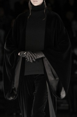 130186:  Yohji Yamamoto Fall 2015