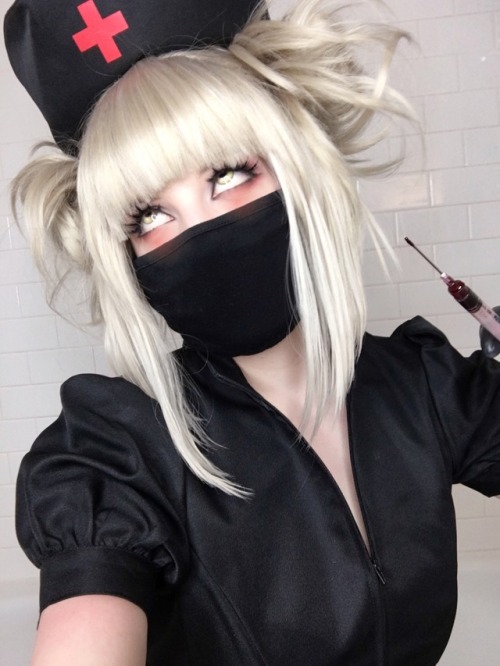 hiso-neko - I redid my nurse Himiko Toga cosplay since I...