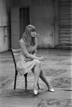 consquisiteparole:  Marianne Faithfull