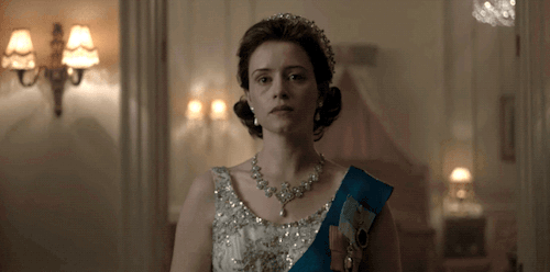screenwritr:Elizabeth in a crown in every episode (Season 1) Requested by/for: @rosalyn51 @thecrownn