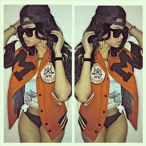 inavitago:  http://www.modelmayhem.com/2215918
