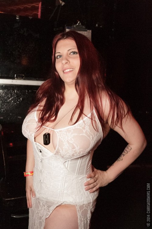 thickmilkshake:  https://www.facebook.com/pages/Morgan-FeyMorgue-Anne-Fey/231521723688935 adult photos