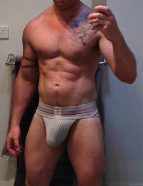 bordelais40: jockcup7:  A good fitting jockstrap can make all the difference in your morning run.  N