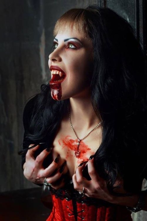 vampire girl