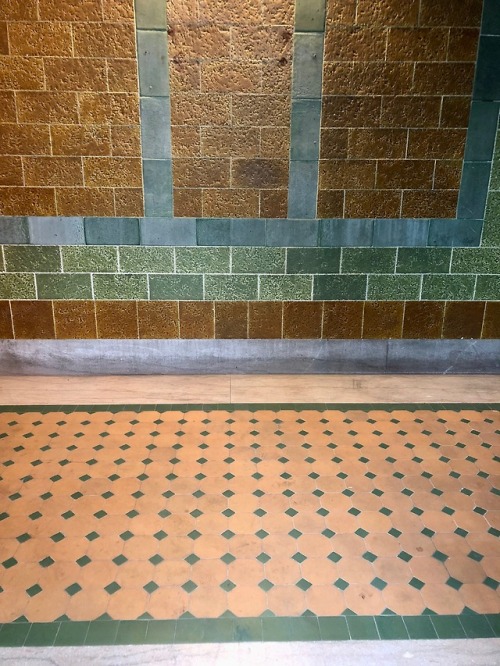 SAN FRANCISCO, CA: tiles.