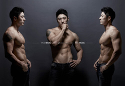 mega-aaaaaaa:  Korea muscular bodybuilder
