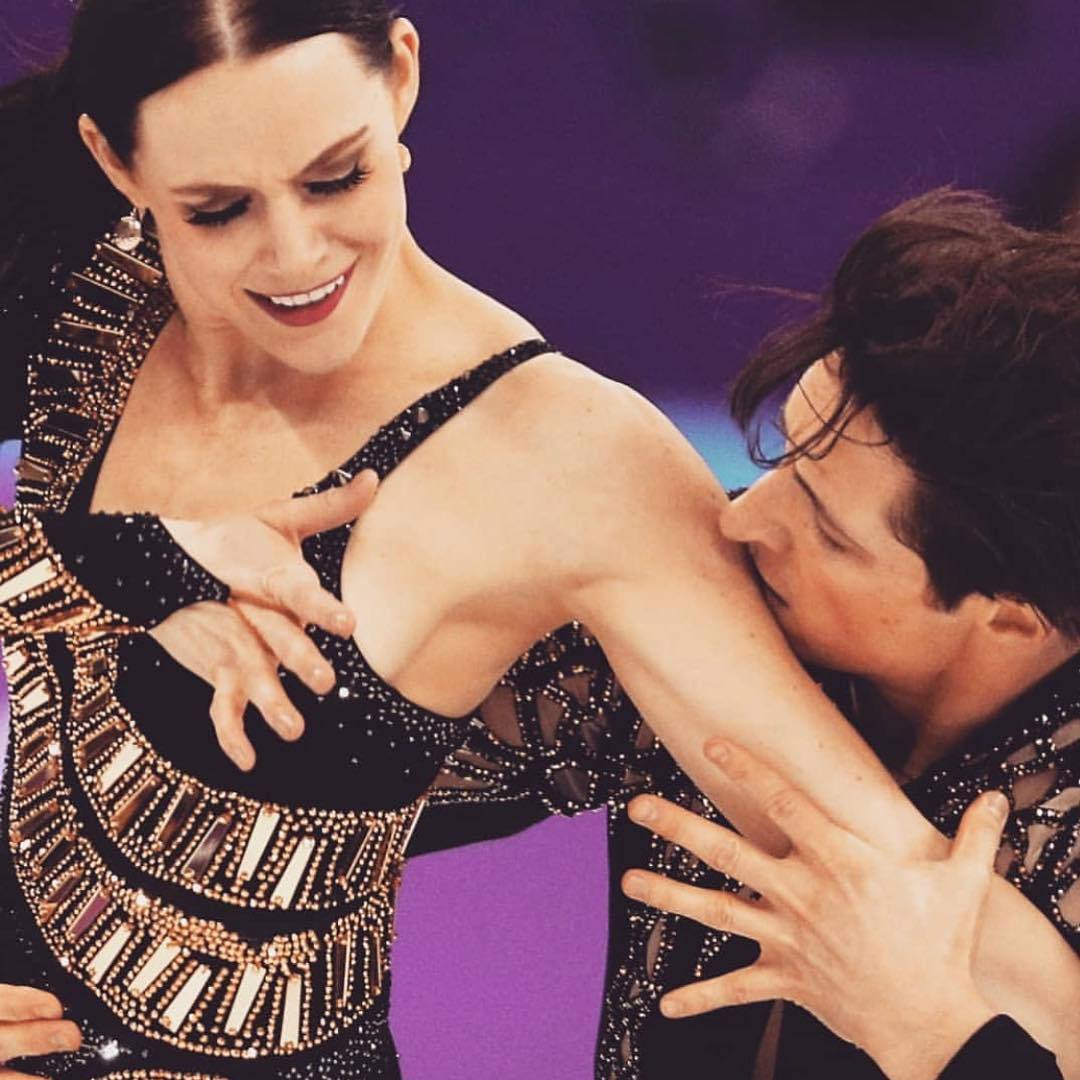 mysticseasons: tessavirtue17: When that @niveacanada lotion just smells so good!