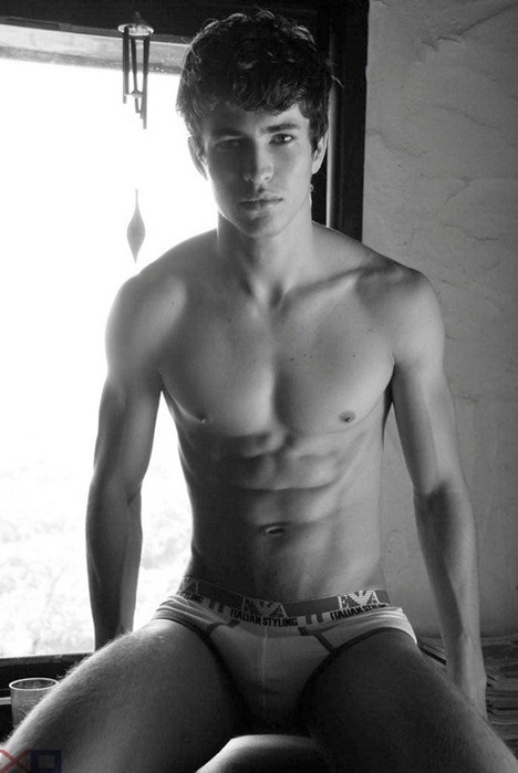 kamante1:  The Lost Boy /Male Photography/more at http://kamante1.tumblr.com/