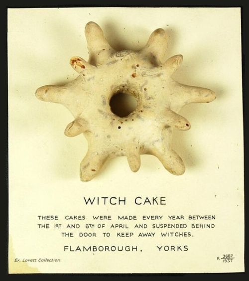 themacabrenbold:witch cake