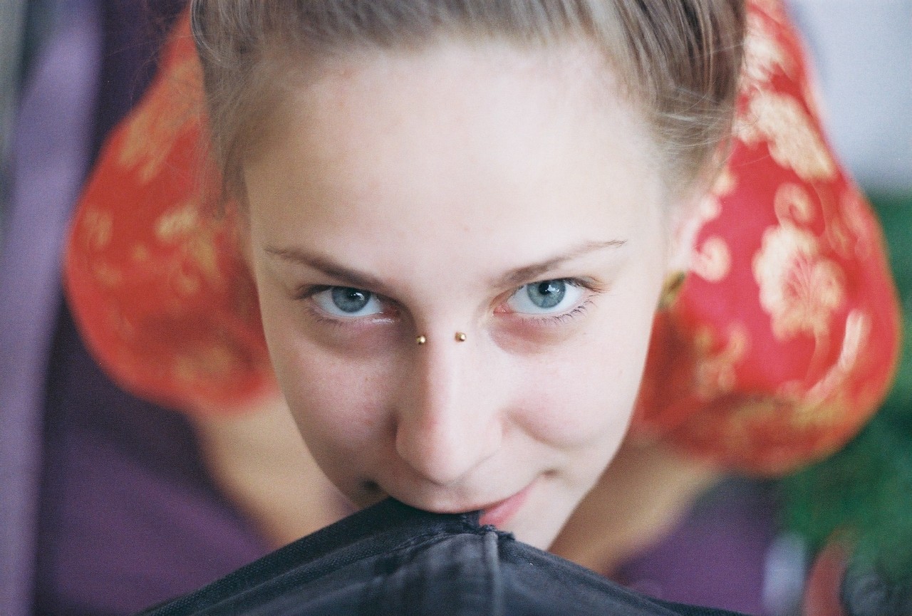tigerandpilgrim:  Never leave a tiger hungry.  Gorgeous blue eyes.