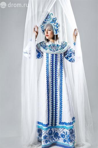 sensualspectrum:  Sasha Grey  in a traditional Russian kokoshnik and costume the