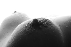 mps-nipple:  My Sweet Passion (blogs for You)   happynaked:  HappyNaked Archive   