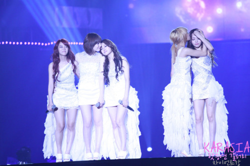 karamiliakpop:KARA live
