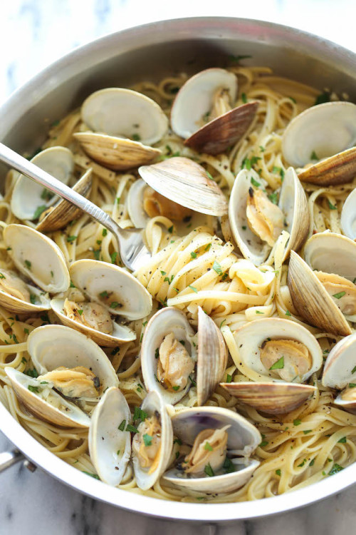 Pretty sure the term “happy as a clam” was invented after eating a big plate of Linguine