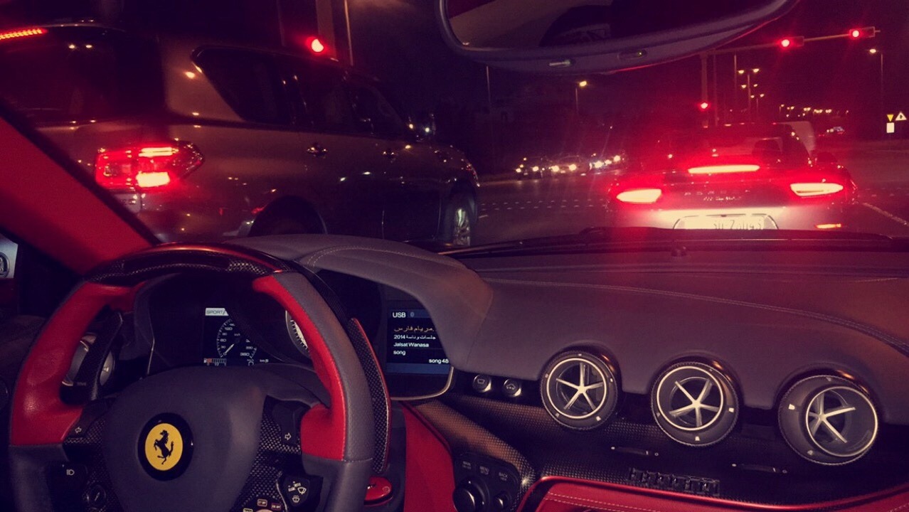 shotsofvxgue:  kuwait | 9:14 pm