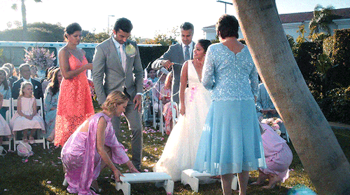 dailyjtvgifs:ALBA: I’d like to invite the bride’s parents up for a special Mexican tradition.